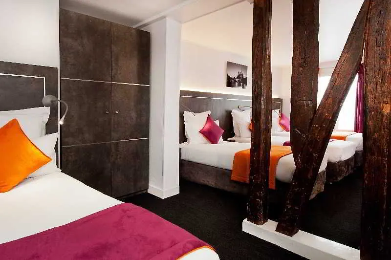 Hotel Du Plat D'Etain Paris 3*,